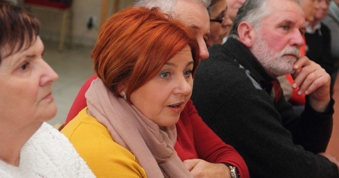 Służba zmienia. O 180 stopni