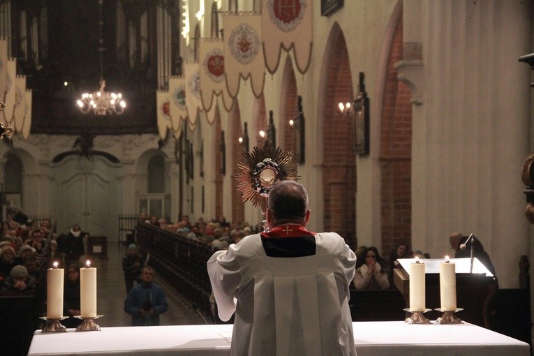 Eucharystia z okazji jubileuszu 40-lecia Odnowy w Duchu Świętym