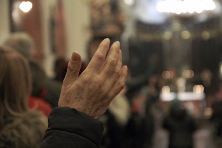 Eucharystia z okazji jubileuszu 40-lecia Odnowy w Duchu Świętym