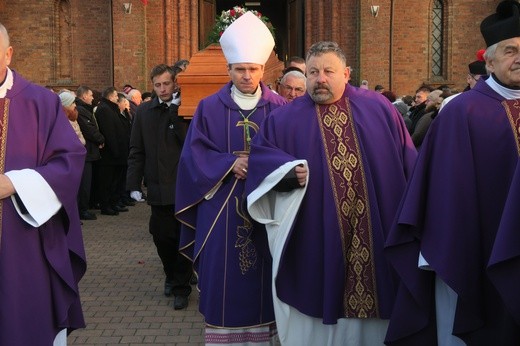 Pogrzeb ks. Adama Łacha - część II