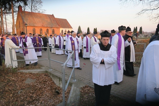 Pogrzeb ks. Adama Łacha - część II