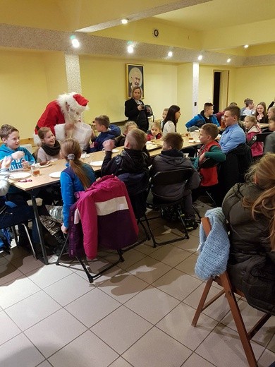 Roratnie śniadania w parafii św. Stanisława BM w Lublinie