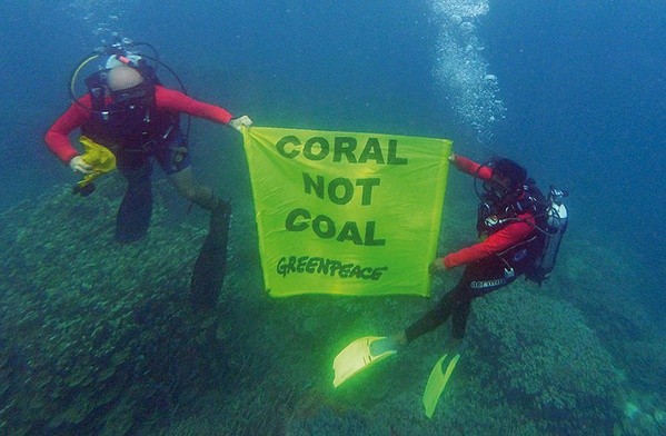 Działalność Greenpeace’u sprawiła, że także osoby wrażliwe na ochronę środowiska są nieufne wobec ruchów ekologicznych.