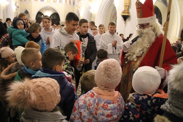 Nowi lektorzy i św. Mikołaj w Ciężkowicach