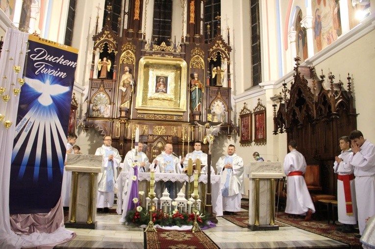 Nowi lektorzy i św. Mikołaj w Ciężkowicach