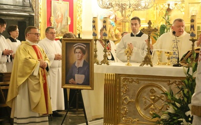 Wprowadzenie relikwii bł. Hanny Chrzanowskiej do kościoła NMP przy ul. Staszica w Lublinie