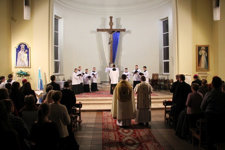 Akatyst w łowickim seminarium