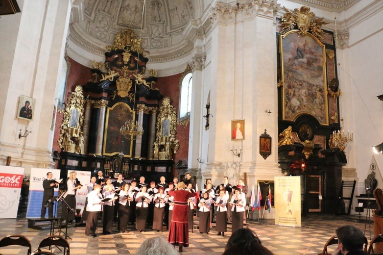 IX Krakowski Festiwal Pieśni Adwentowych i Bożonarodzeniowych