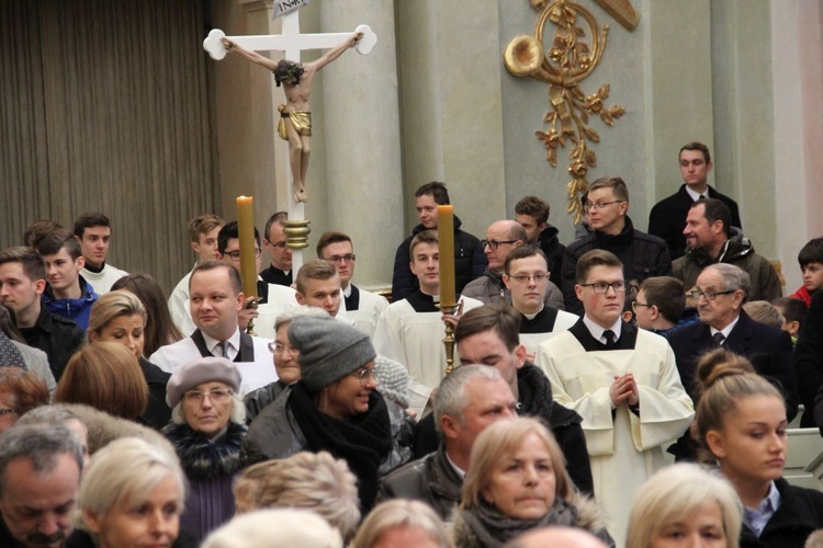 Święcenia diakonatu, kandydatura i akolitat w Paradyżu