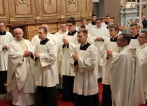 Święcenia diakonatu, kandydatura i akolitat w Paradyżu