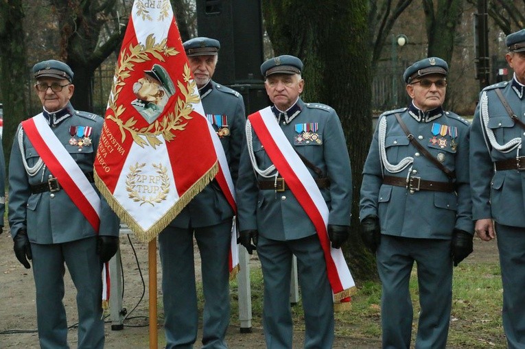 Odsłonięcie pomnika ks. Idziego Radziszewskiego