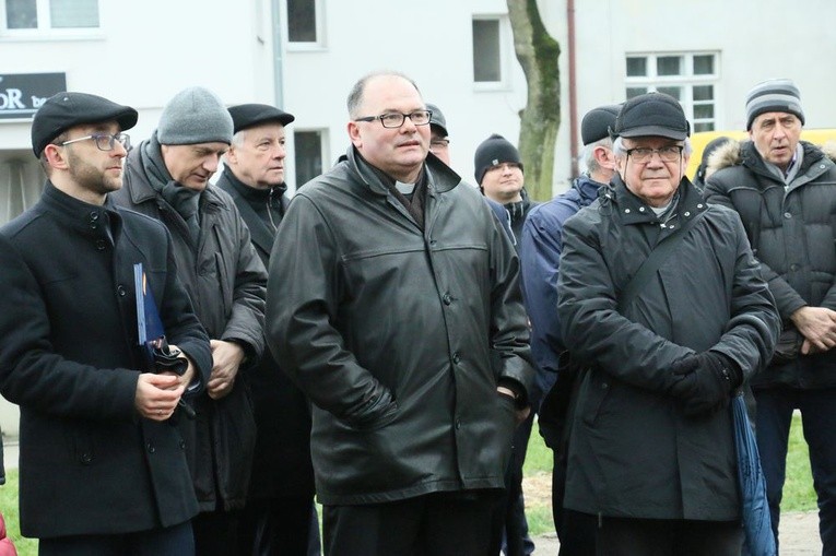 Odsłonięcie pomnika ks. Idziego Radziszewskiego