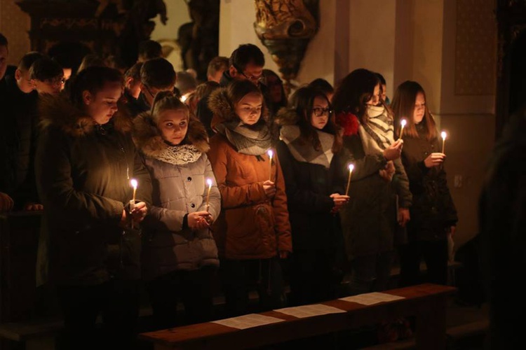 Adwentowe Czuwanie Młodych w Grodowcu