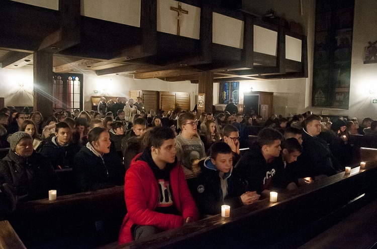 Adwentowe czuwania młodych - Złocieniec cz. 1