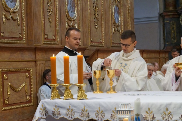 Święcenia diakonatu, kandydatura i akolitat w Paradyżu - cz. II