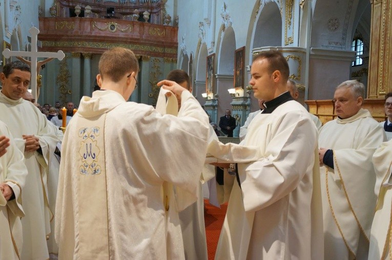 Święcenia diakonatu, kandydatura i akolitat w Paradyżu - cz. II