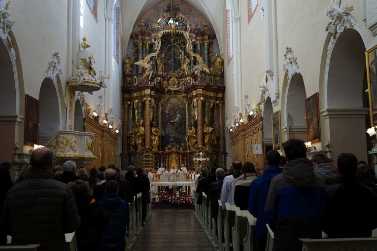 Święcenia diakonatu, kandydatura i akolitat w Paradyżu - cz. II