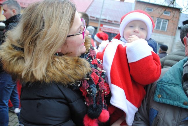 Parada Mikołajów w Rudniku nad Sanem