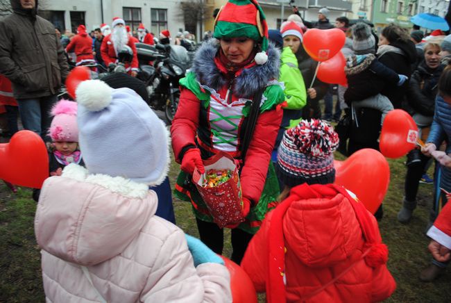 Parada Mikołajów w Rudniku nad Sanem