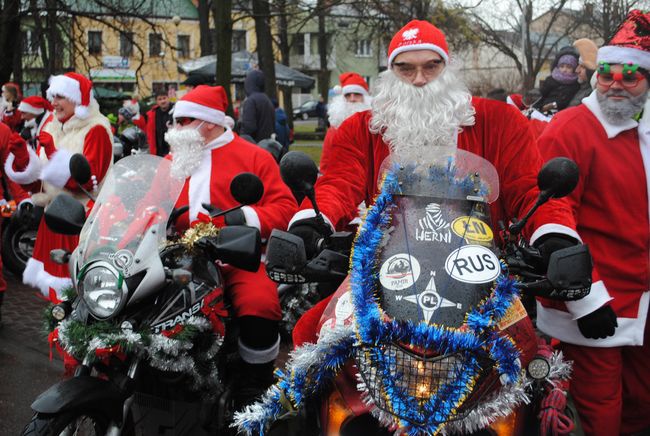 Parada Mikołajów w Rudniku nad Sanem