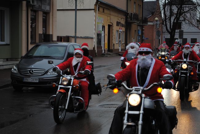 Parada Mikołajów w Rudniku nad Sanem