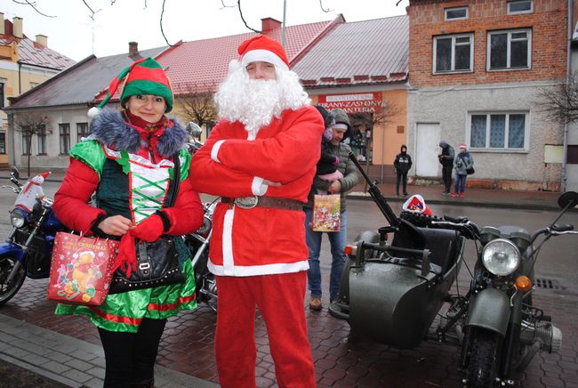 Parada Mikołajów w Rudniku nad Sanem