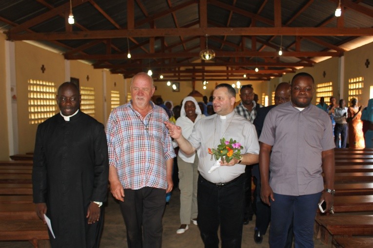 Bp Leszek Leszkiewicz w Kongo