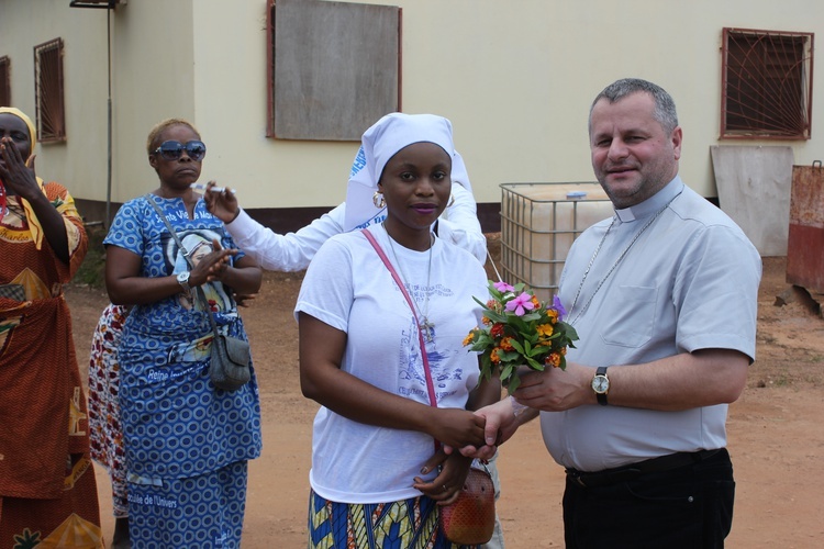 Bp Leszek Leszkiewicz w Kongo