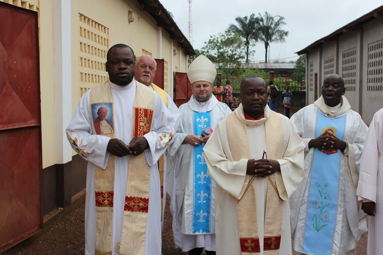 Bp Leszek Leszkiewicz w Kongo