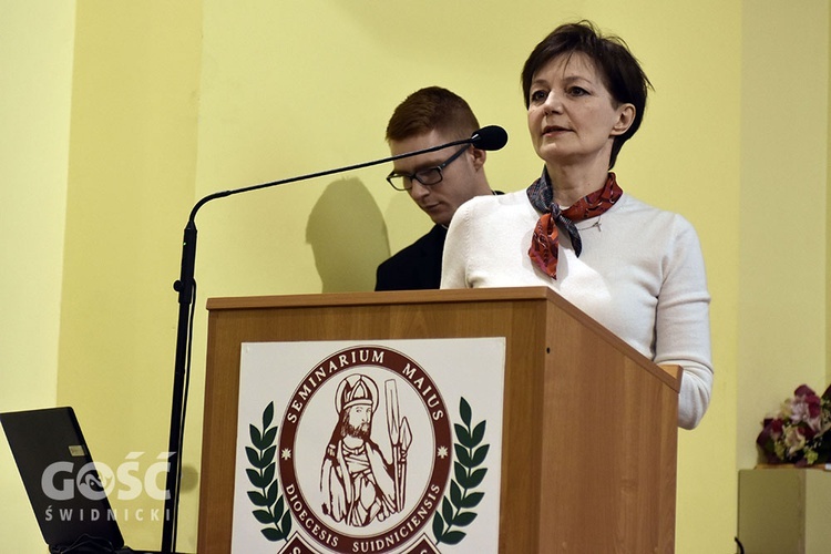 Barbara Engel w czasie konferencji w świdnickim seminarium