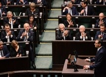 Premier prosi w Sejmie o wotum zaufania