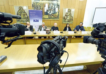 KAI organizuje także konferencje prasowe na ważne tematy.