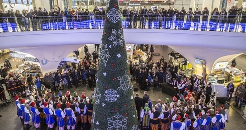 Tur, diabeł i anioł na Centralnym