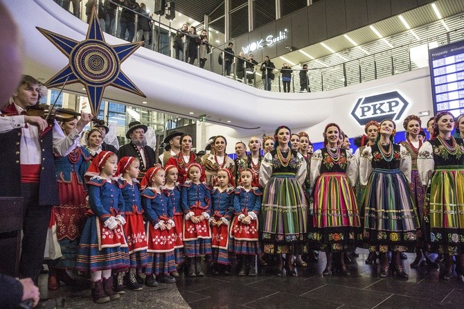 Tur, diabeł i anioł na Centralnym