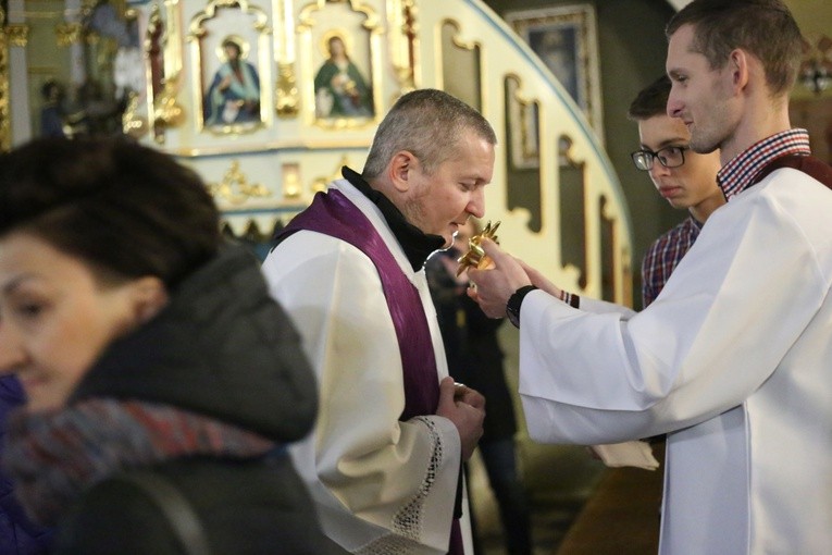 Czuwanie młodzieży w Ołpinach
