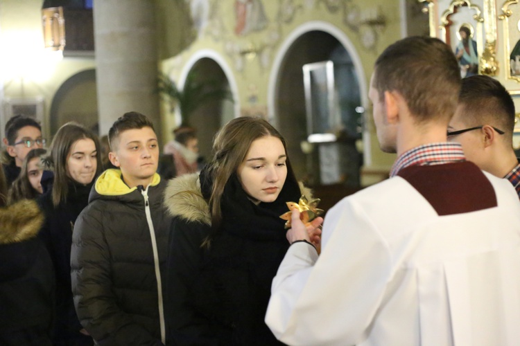 Czuwanie młodzieży w Ołpinach