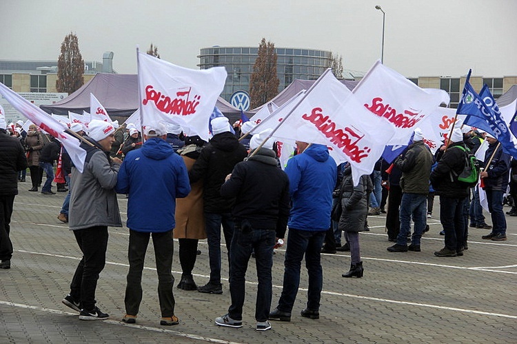 Pikieta w zakładach Volkswagena