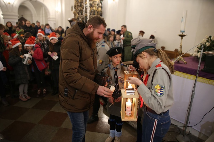 Przekazanie Światełka Betlejemskiego