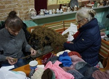 Aktywne seniorki z Głuszycy pomagają sobie i innym