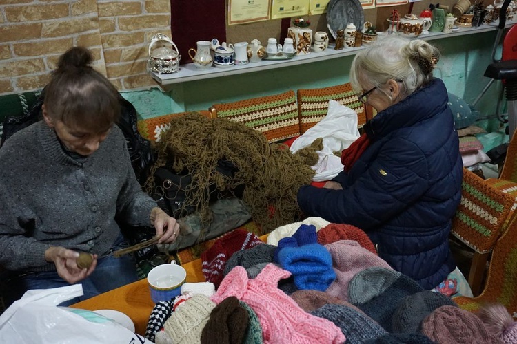 Aktywne seniorki z Głuszycy pomagają sobie i innym