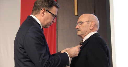 Jak dotąd już 5,5 tysiąca Polaków zostało odznaczonych Krzyżami Wolności i Solidarności