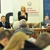 ▲	Dr hab. Beata Piskorska, profesor KUL, podczas otwarcia drugiej części konferencji.