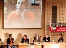 ▼	Połączenie z astronautą i uczestnikiem misji Apollo 7 dr. R. Walterem Cunninghamem.