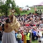 Pielgrzymi w skrzatuskim sanktuarium