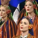 Koncert zespołów "Kostrzanie" i "Mazowsze" w Bazylice Mniejszej