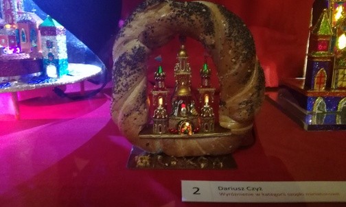 Wyrózniona szopka krakowska