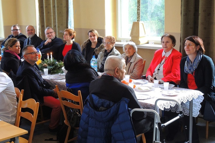 Wigilijne spotkanie w bielskim liceum COR