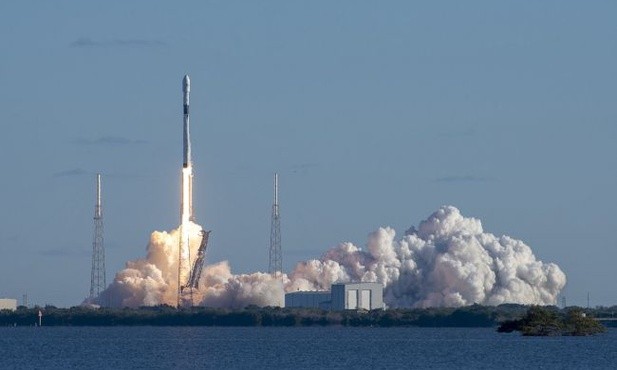 Rakieta SpaceX wyniosła na orbitę satelitę GPS trzeciej generacji