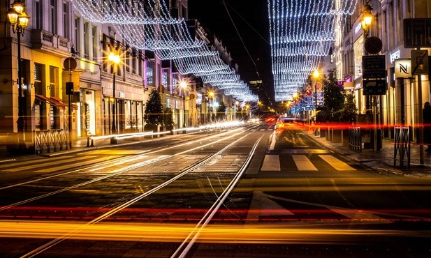 Mężczyzna oddał strzały w Brukseli i uciekł