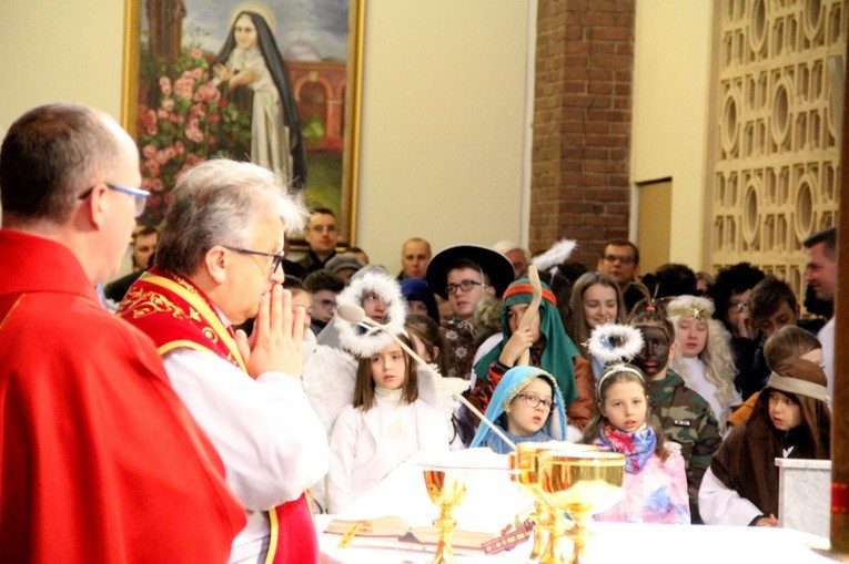 Rozesłanie kolędników misyjnych w Tarnowie-Mościcach